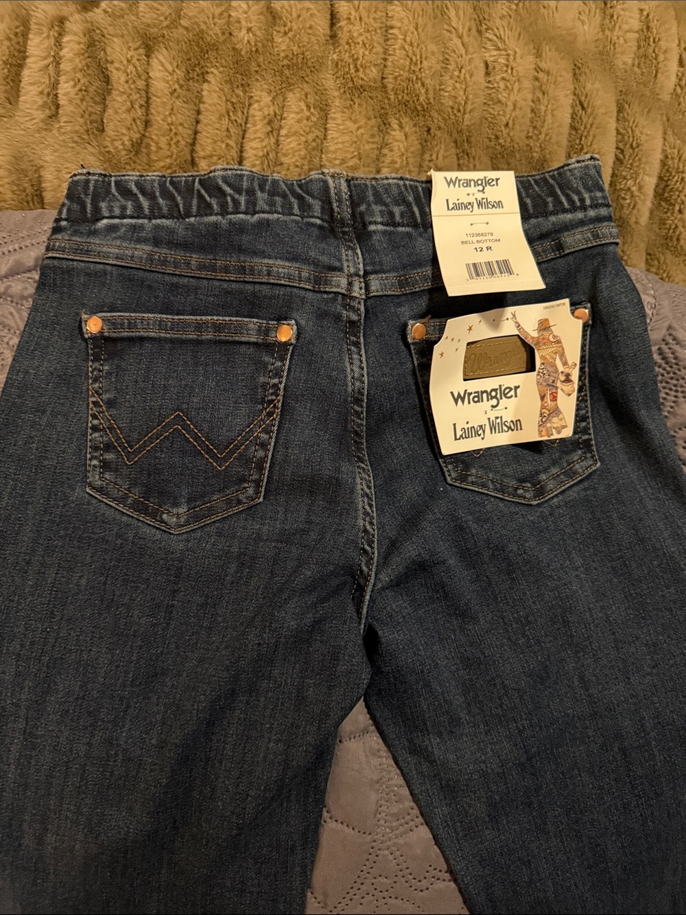 NWT Wrangler- Lainey Wilson Girls Jeans SZ 12R